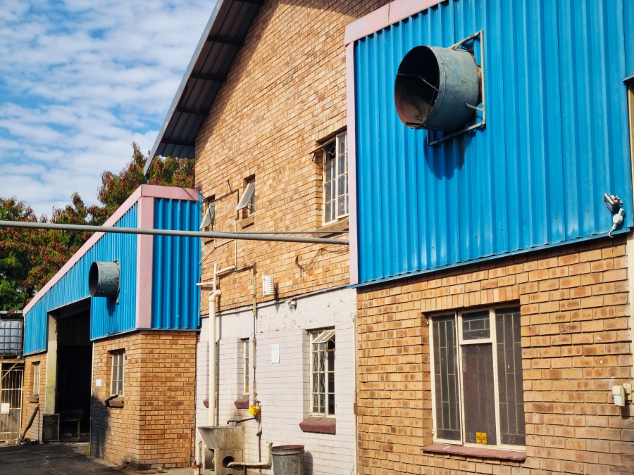 Commercial Property for Sale in Lower Bo-dorp North West
